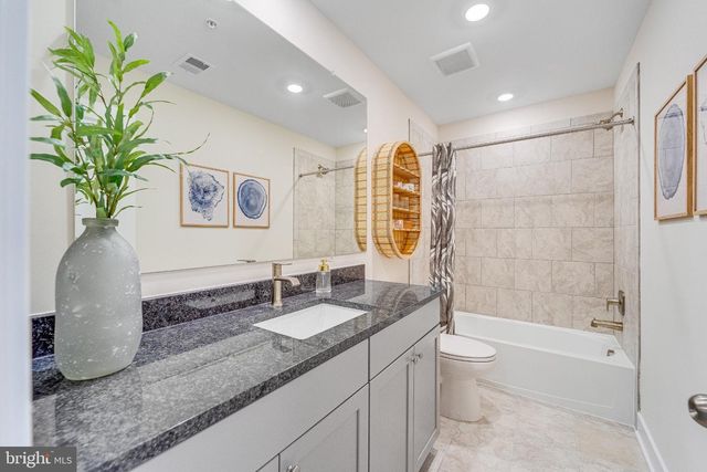 1716 WATER CROSSING RD, Baltimore, MD 21208