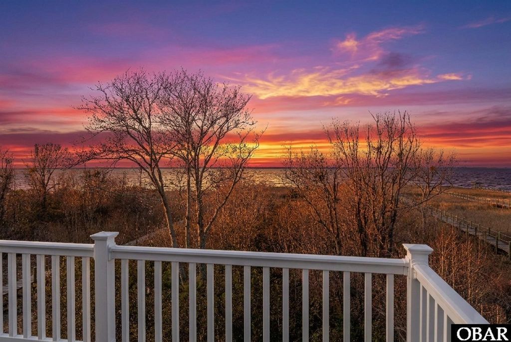 Image 21 of property listing at 1004 Cruz Bay Lane Lot 23, Corolla, NC 27927