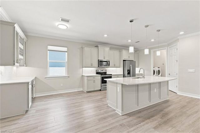 28140 Captiva Shell LOOP, Bonita Springs, FL 34135