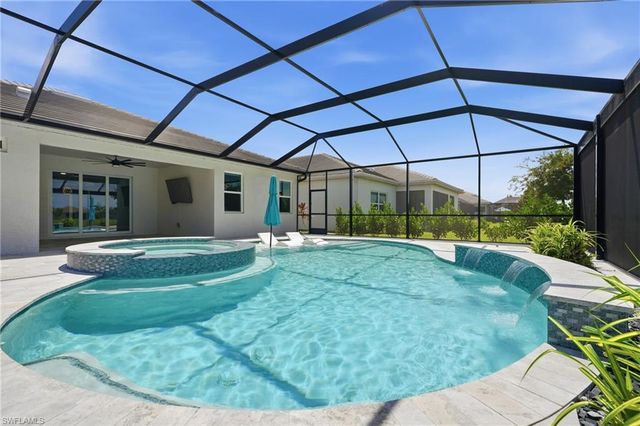 28140 Captiva Shell LOOP, Bonita Springs, FL 34135