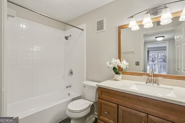 2626 Vinings Central Drive SE, Atlanta, GA 30339