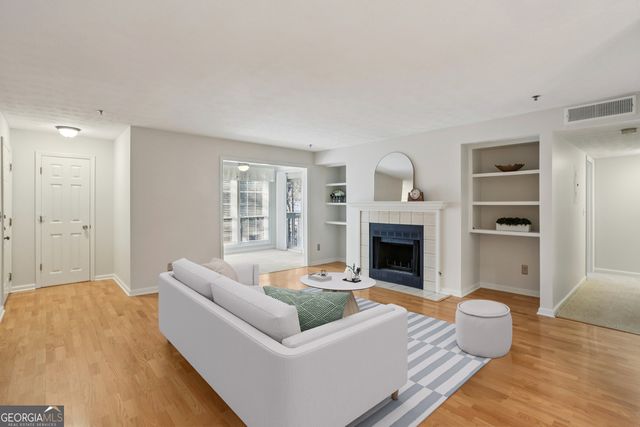 2626 Vinings Central Drive SE, Atlanta, GA 30339