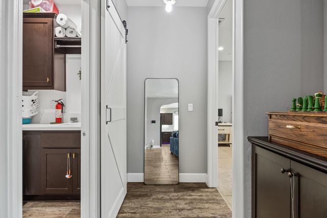 2898 Ship Rock Court, Tulare, CA 93274