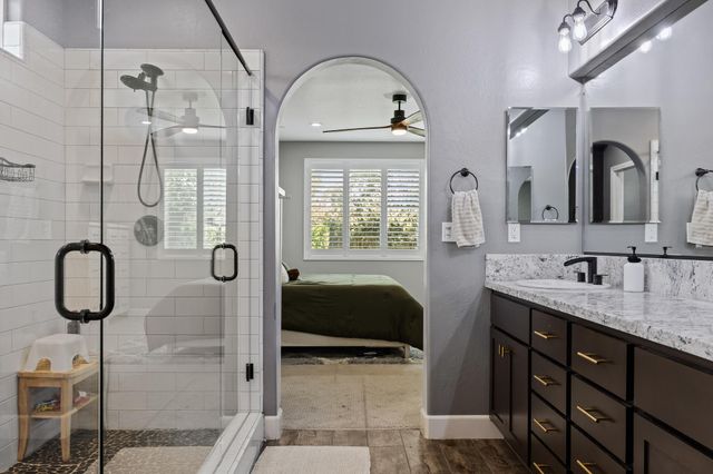 2898 Ship Rock Court, Tulare, CA 93274