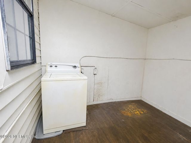 957 ODESSA Drive E, Jacksonville, FL 32254