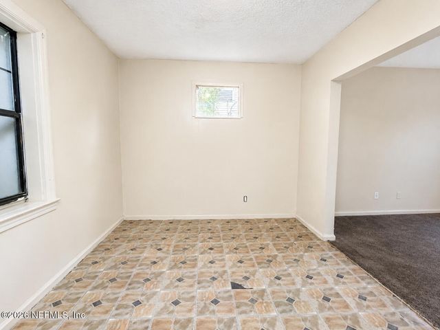 957 ODESSA Drive E, Jacksonville, FL 32254