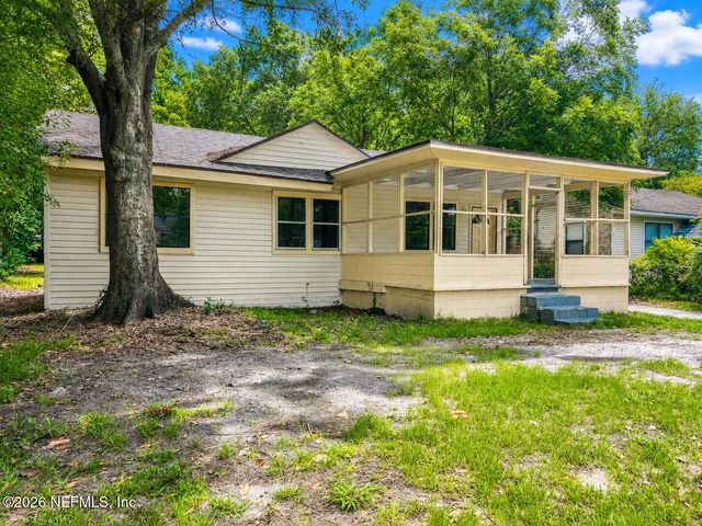 957 ODESSA Drive E, Jacksonville, FL 32254