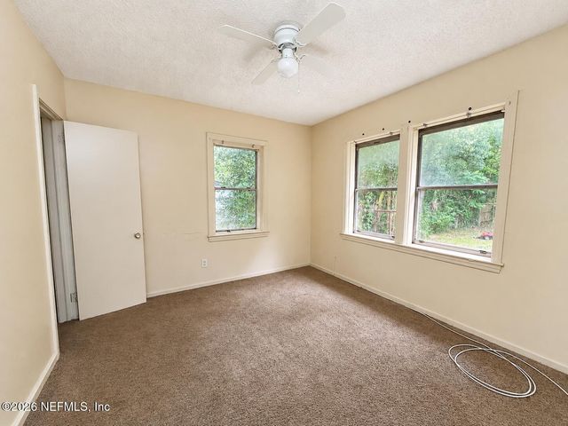 957 ODESSA Drive E, Jacksonville, FL 32254