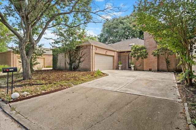 2231 Jamara Lane, Houston, TX 77077