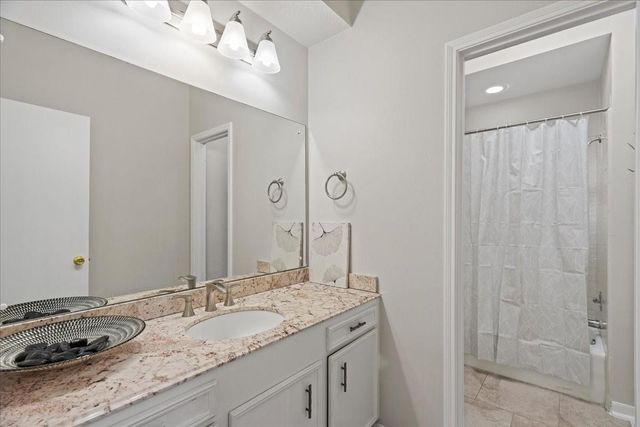 2231 Jamara Lane, Houston, TX 77077