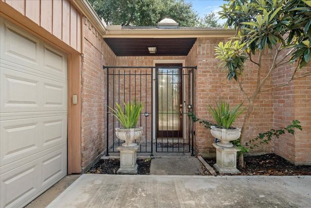 2231 Jamara Lane, Houston, TX 77077