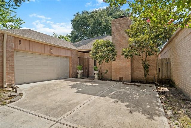 2231 Jamara Lane, Houston, TX 77077