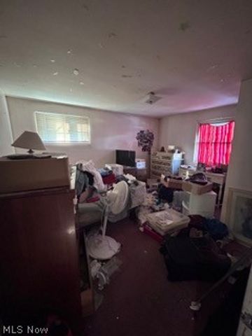 30 Madison Avenue, Cuyahoga Falls, OH 44221