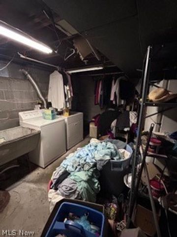 30 Madison Avenue, Cuyahoga Falls, OH 44221