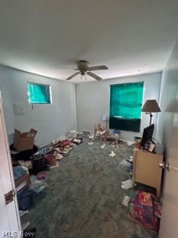 30 Madison Avenue, Cuyahoga Falls, OH 44221