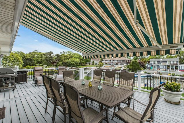 6 Mill Pond Road, Hampton Bays, NY 11946