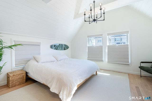 784 East Broadway, Milford, CT 06460