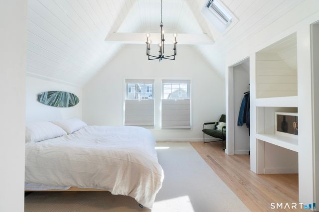 784 East Broadway, Milford, CT 06460