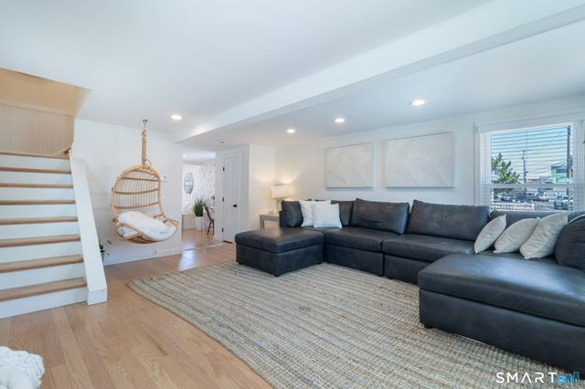 784 East Broadway, Milford, CT 06460