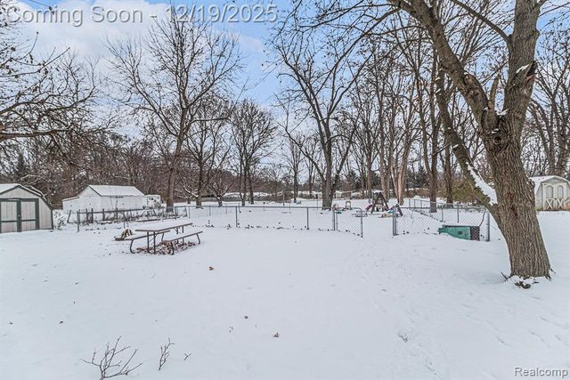 6191 Rawsonville Road, Van Buren, MI 48111