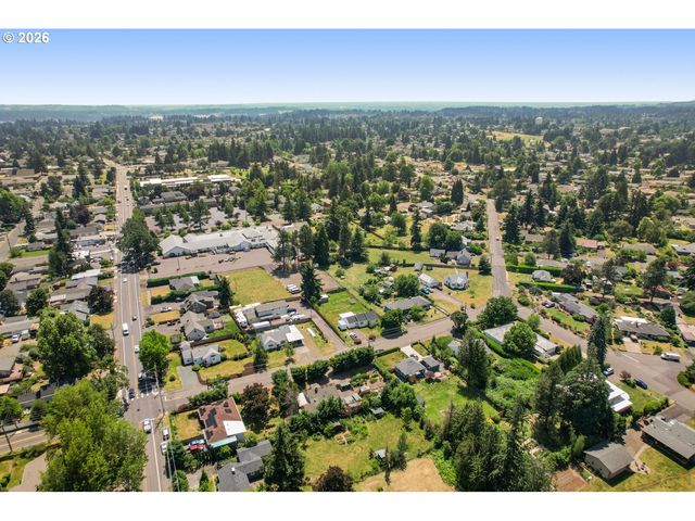 333 HOLMES Ln, Oregon City, OR 97045
