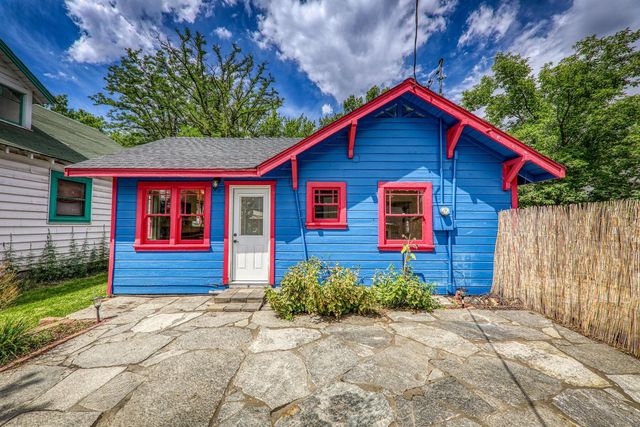 208 Railroad Avenue, Loyalton, CA 96118