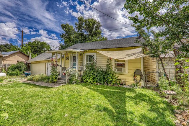 208 Railroad Avenue, Loyalton, CA 96118