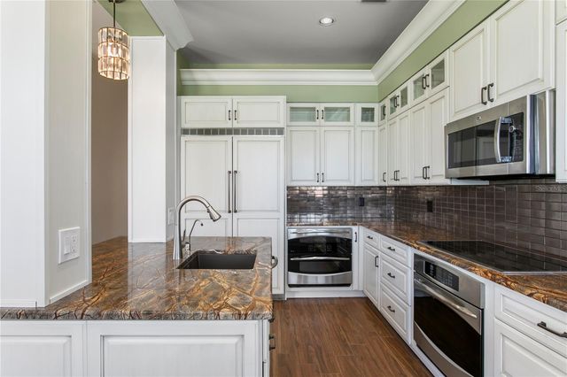 215 HARRISON AVENUE, Belleair Beach, FL 33786