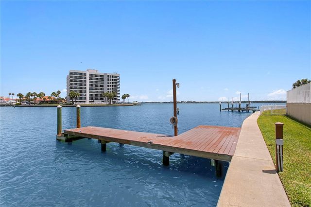 215 HARRISON AVENUE, Belleair Beach, FL 33786