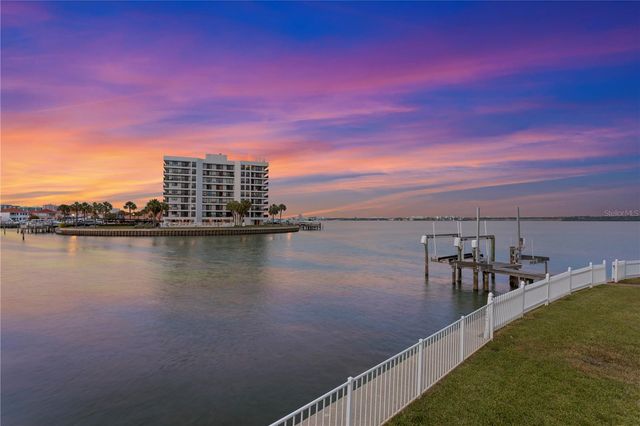 215 HARRISON AVENUE, Belleair Beach, FL 33786