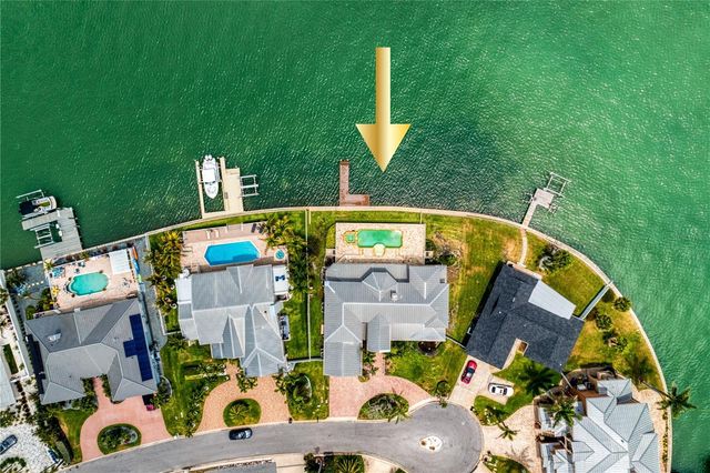 215 HARRISON AVENUE, Belleair Beach, FL 33786