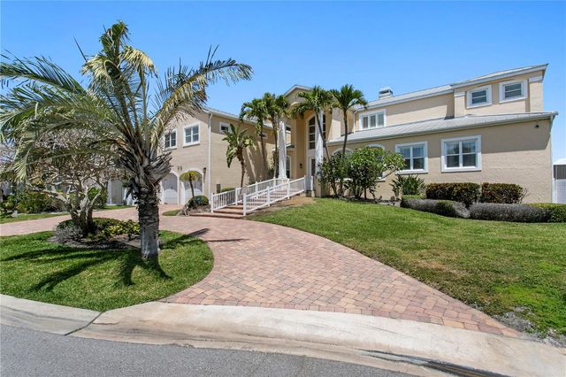215 HARRISON AVENUE, Belleair Beach, FL 33786