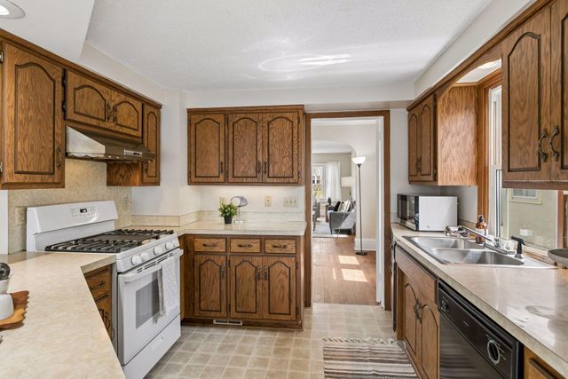 4431 Russell Avenue N, Minneapolis, MN 55412