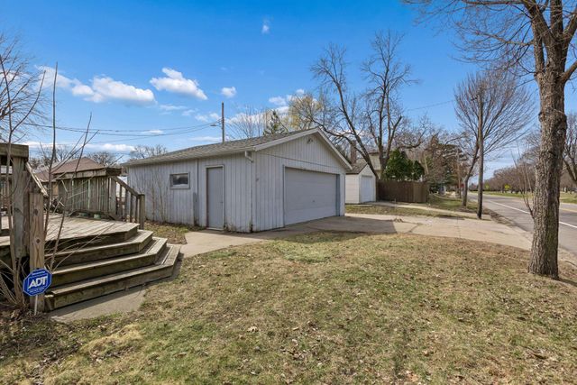 4431 Russell Avenue N, Minneapolis, MN 55412