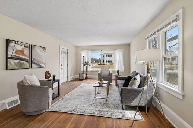 4431 Russell Avenue N, Minneapolis, MN 55412