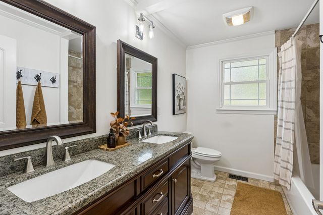 102 Azalea Ln, Franklin, TN 37064