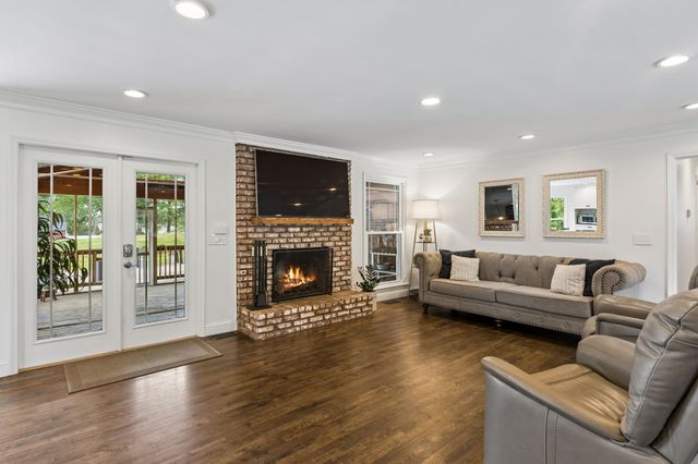 102 Azalea Ln, Franklin, TN 37064