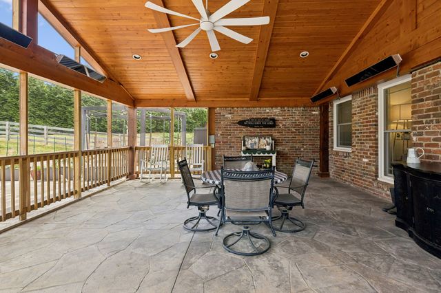 102 Azalea Ln, Franklin, TN 37064