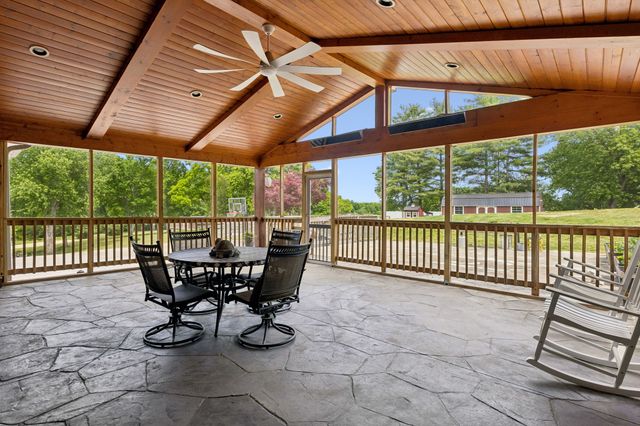 102 Azalea Ln, Franklin, TN 37064