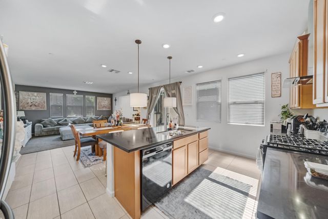 1767 W WOODWARD Ave, Manteca, CA 95337