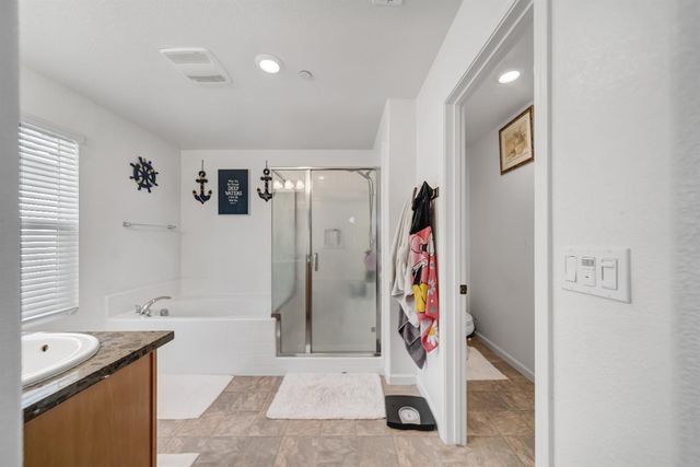 1767 W WOODWARD Ave, Manteca, CA 95337