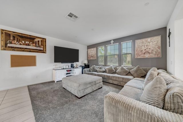1767 W WOODWARD Ave, Manteca, CA 95337