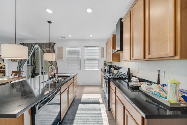 1767 W WOODWARD Ave, Manteca, CA 95337