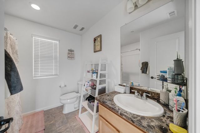 1767 W WOODWARD Ave, Manteca, CA 95337