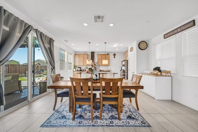 1767 W WOODWARD Ave, Manteca, CA 95337