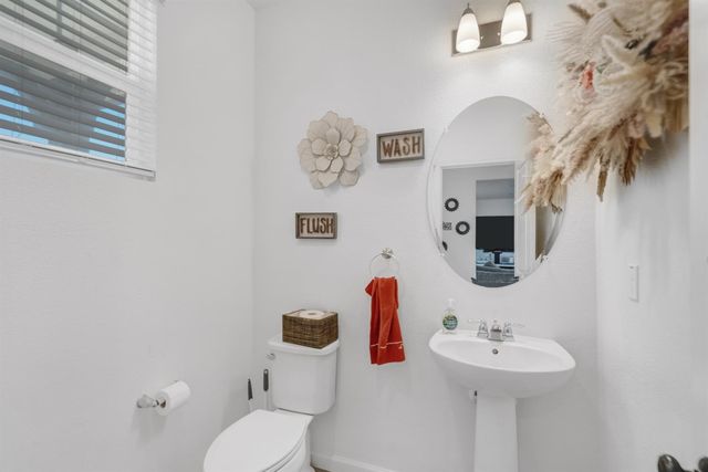 1767 W WOODWARD Ave, Manteca, CA 95337
