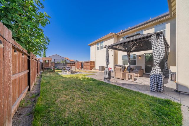 1767 W WOODWARD Ave, Manteca, CA 95337