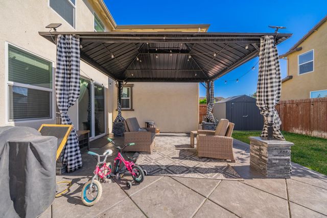 1767 W WOODWARD Ave, Manteca, CA 95337