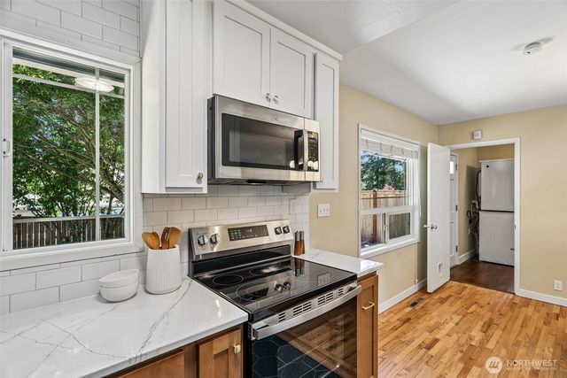 108 N 184th Street, Shoreline, WA 98133