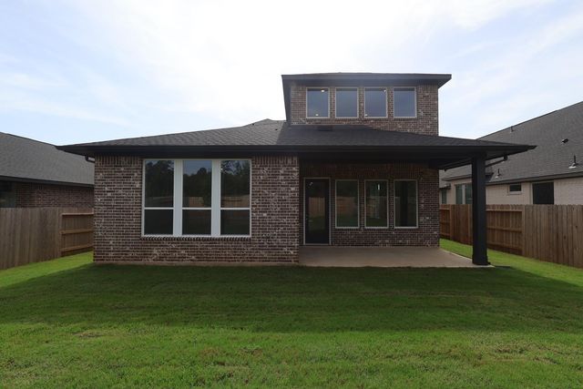 6921 Nubuck Drive, Montgomery, TX 77316
